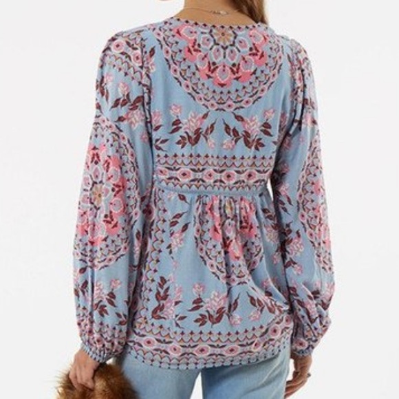 Spell and the Gypsy Pandora Top 🩵 - Picture 3 of 6